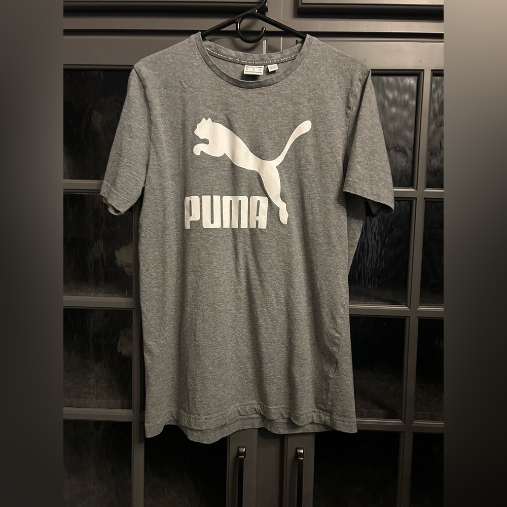 Men’s Puma Classics Logo Crewneck Tee in Heather Gray